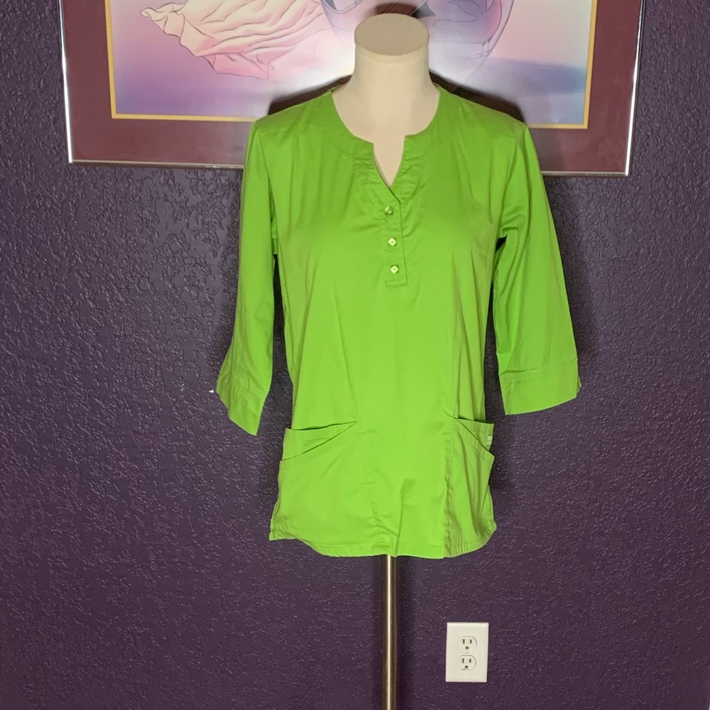 Butter-Soft Scrub Top•SZ S